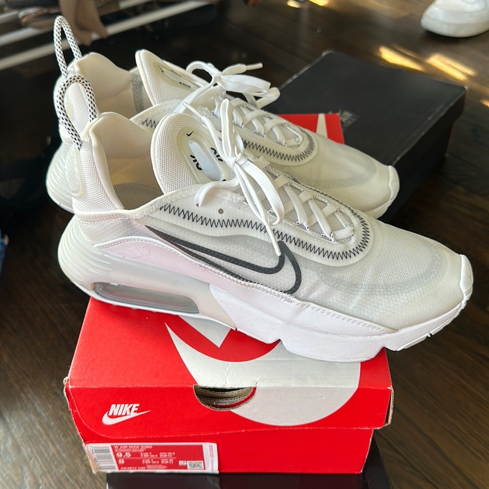 Nike Air Max 2090